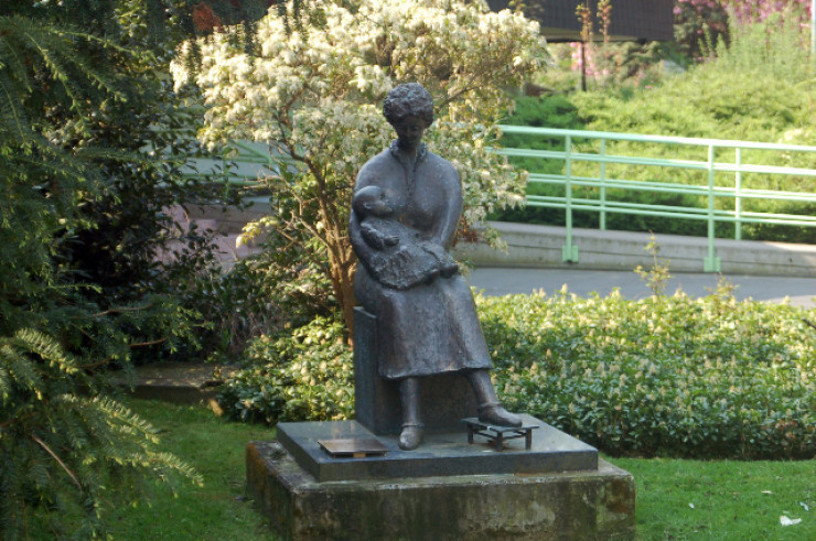 Mutter mit Kind | Erholungshauspark Leverkusen